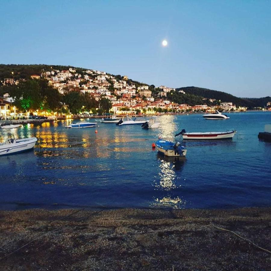 Mesonisi Με Υπέροχη Θέα Στον Παγασητικό!! Villa Áfissos Luaran gambar